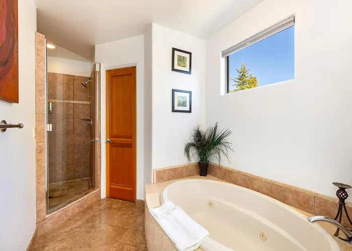 Holiday home Thunder Mountain Retreat Hot Tub • Fire Pit • Red Rock Views