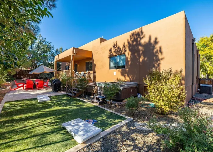 Holiday home Thunder Mountain Retreat Hot Tub • Fire Pit • Red Rock Views